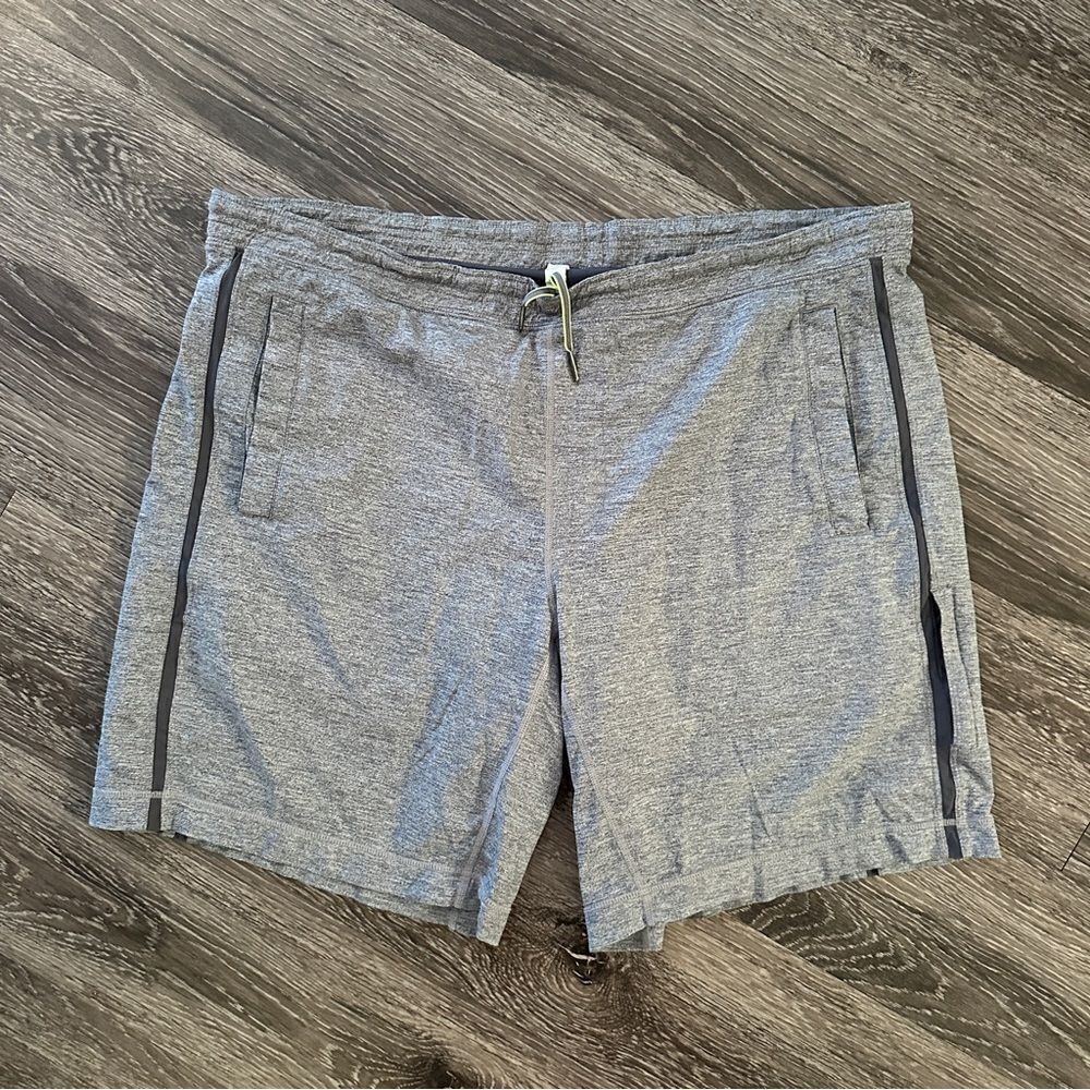 Lululemon Pace Breaker Out Of Mind Liner 9"